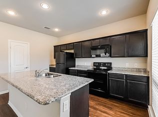 321 Meadow Ln, Forney, TX 75126