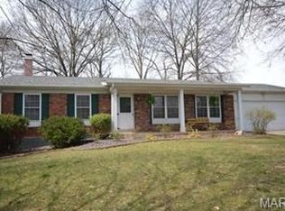 635 Amber Jack Dr, Ballwin, MO 63021