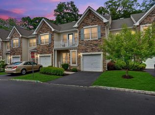 28 Amber Dr #28, Old Bridge, NJ 08857