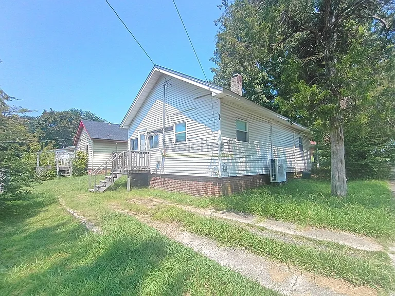 900 W Park St — Photo 4