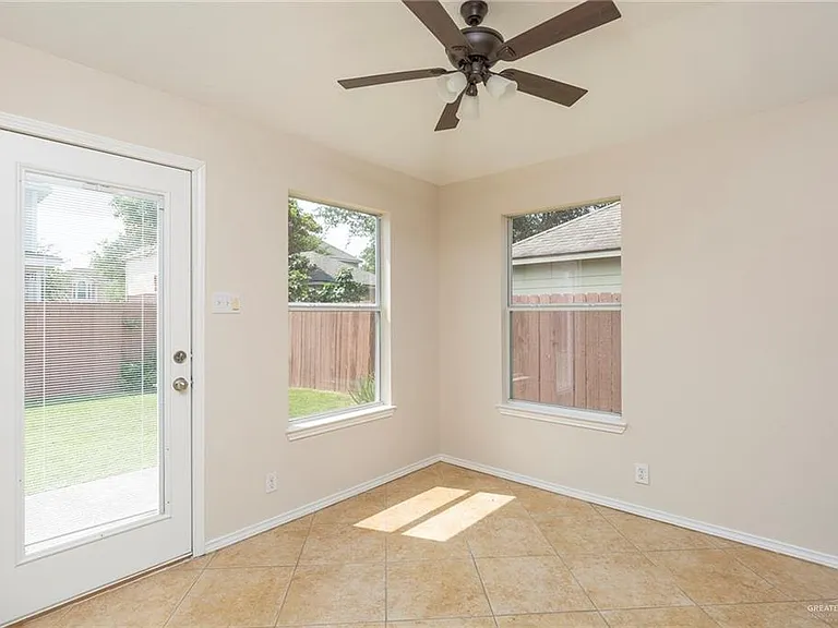 4202 Santa Marina St — Photo 8