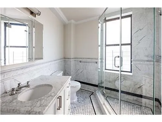 Rented by Douglas Elliman | media 40