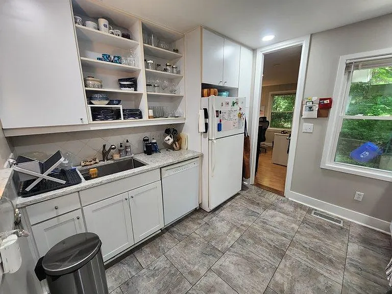 505 Pine Bluff Trl — Photo 8