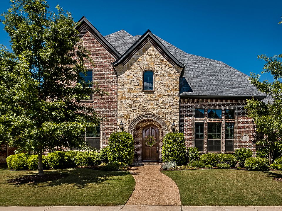 1st image of 2116 Hague Dr