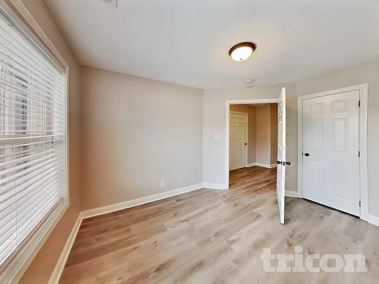 1889 Jackie Lorraine Dr — Photo 17