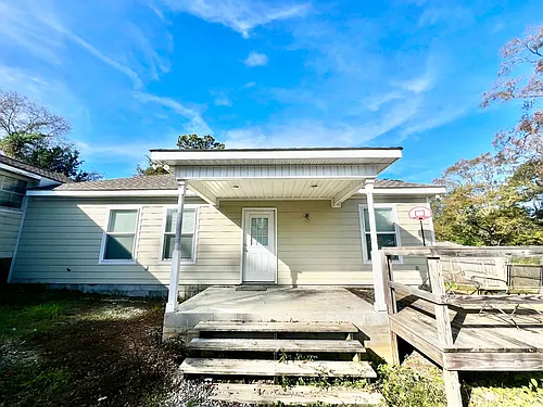 302B Corman Ave Photo 1