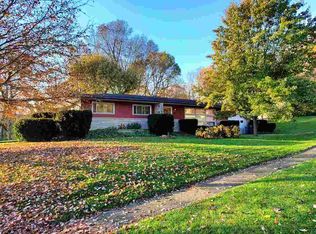 905 Ranch Rd, Connersville, IN 47331