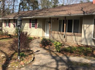 29 E Margin Rd, Ridge, NY 11961