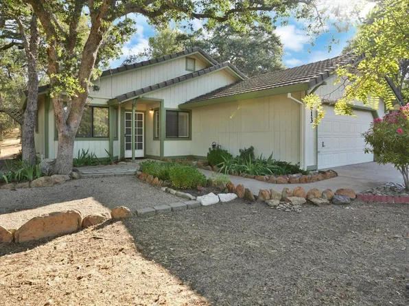 2613 Silverado Dr, Valley Springs, CA 95252