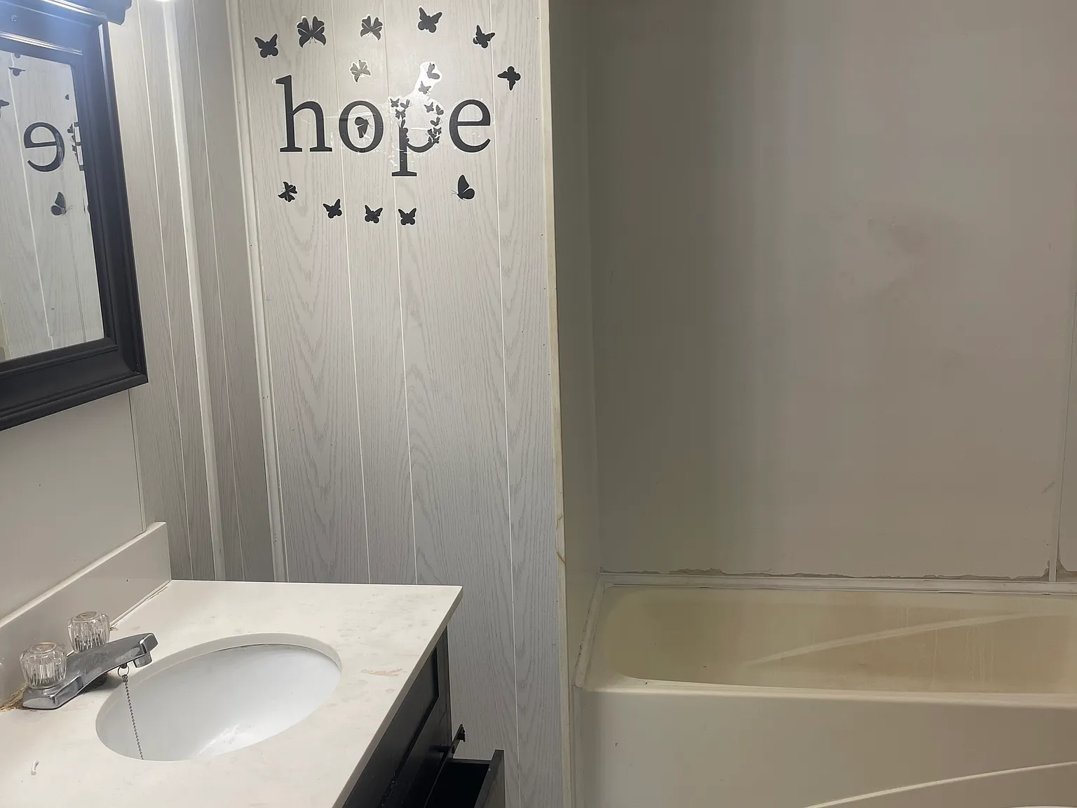 2 bed, 780 sqft, $750 — Photo 2