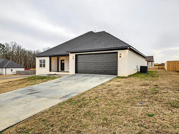 2nd image of 16 Hayden Dr