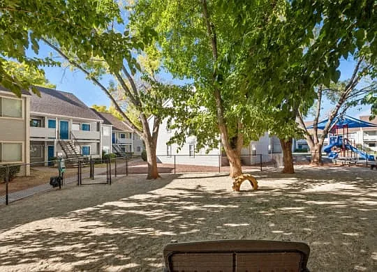 Bella Vista — Photo 14