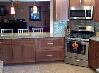 2 Mayfield Rd, Mechanicsburg, PA 17055