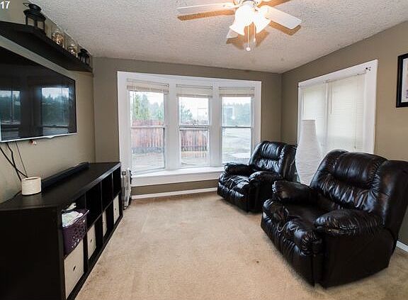 5th image of 12104 NE 189th St
