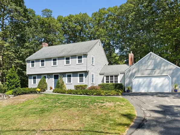16 Heywood Rd, Westford, MA 01886
