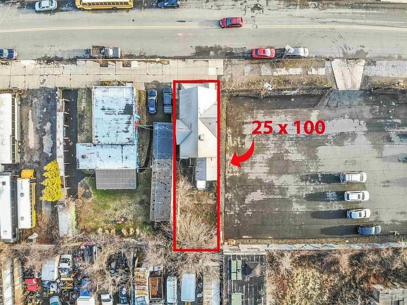 2nd image of 145 Pacific Ave
