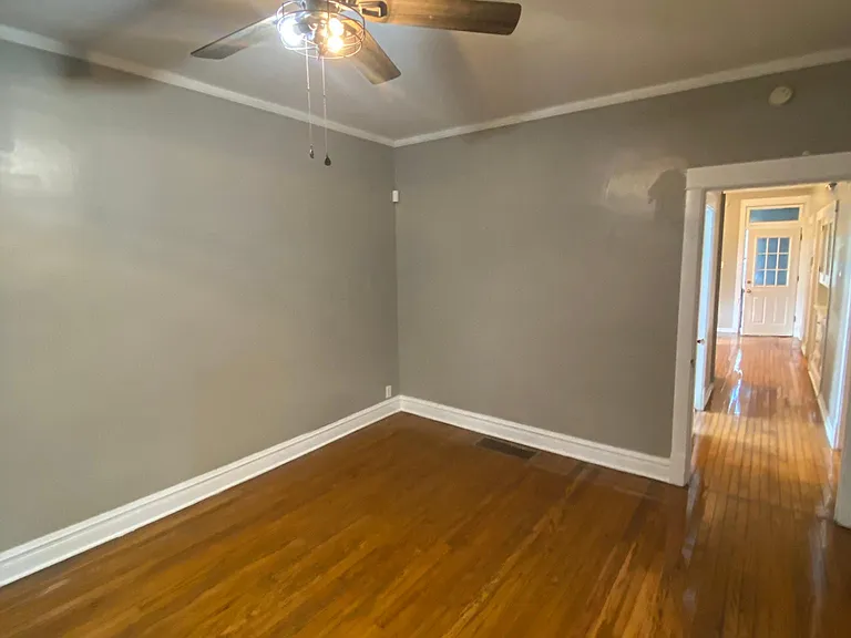 8512 S Muskegon Ave #2 — Photo 2