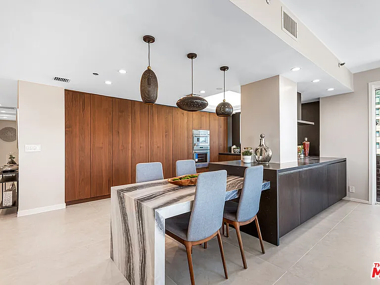 10550 Wilshire Blvd #1204 — Photo 12