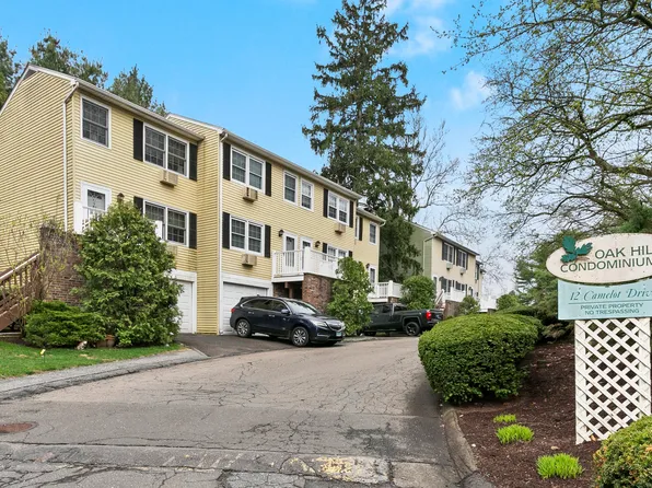 12 Camelot Drive APT D4, Norwalk, CT 06850