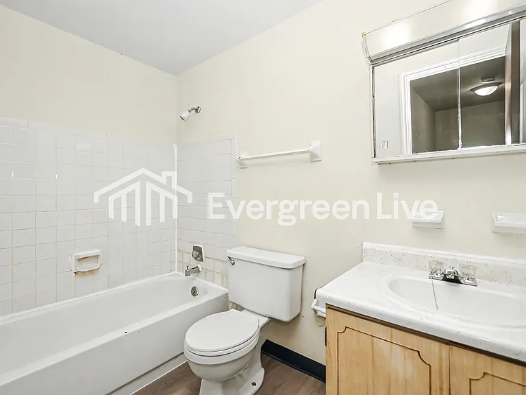 8095 Mount Aetna St — Photo 11