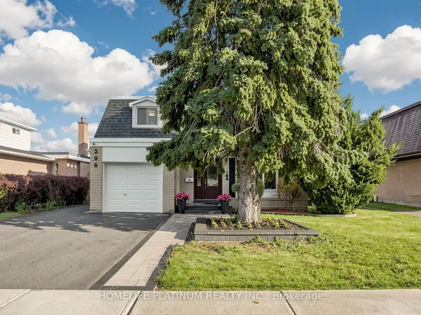 206 McMurchy Ave S, Brampton, ON L6Y 1Z3