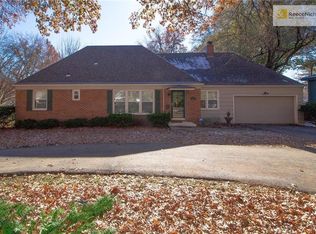 1319 W 85th St, Kansas City, MO 64114