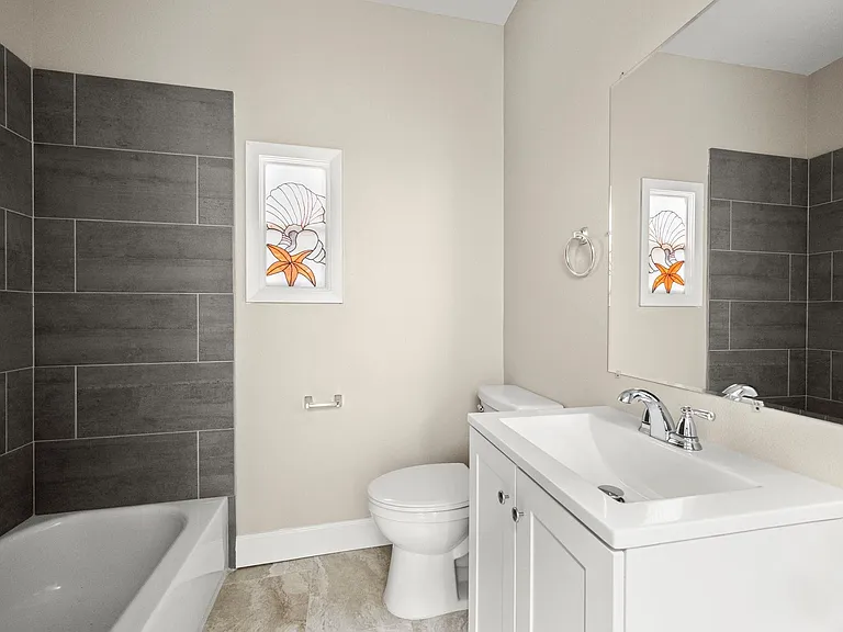 5001 McKinney St — Photo 14