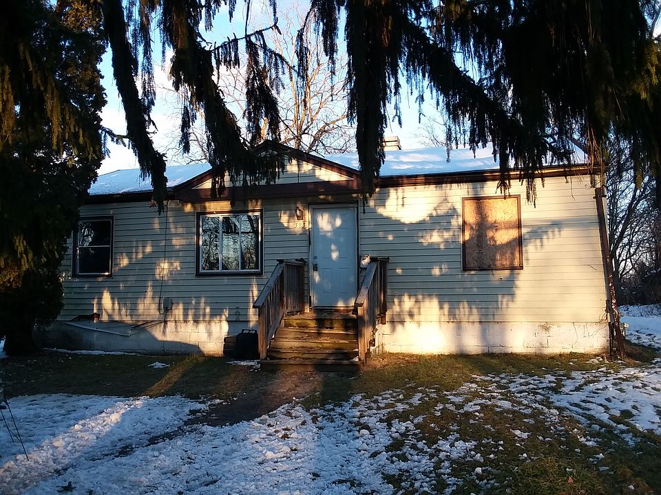 1st image of 383 2nd Ave