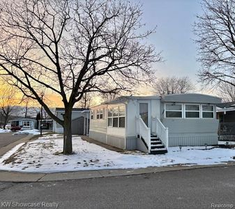 228 Greenhill White, White Lake, MI, 48386