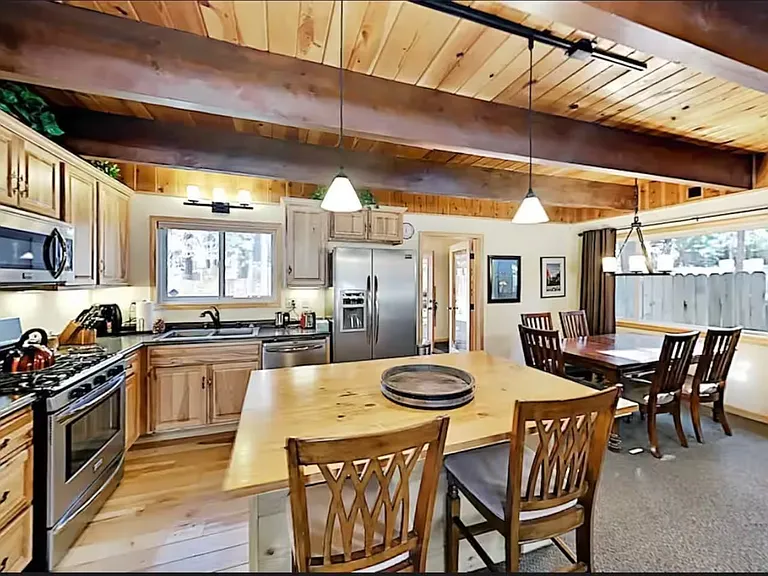 637 Saint Mortiz Dr — Photo 3