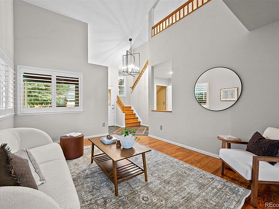 4th image of 1142 Northmoor Drive