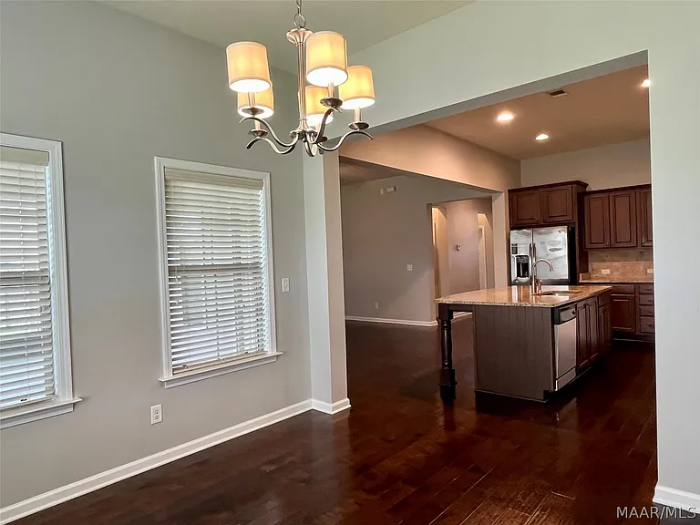 9408 Tillman Ct — Photo 24