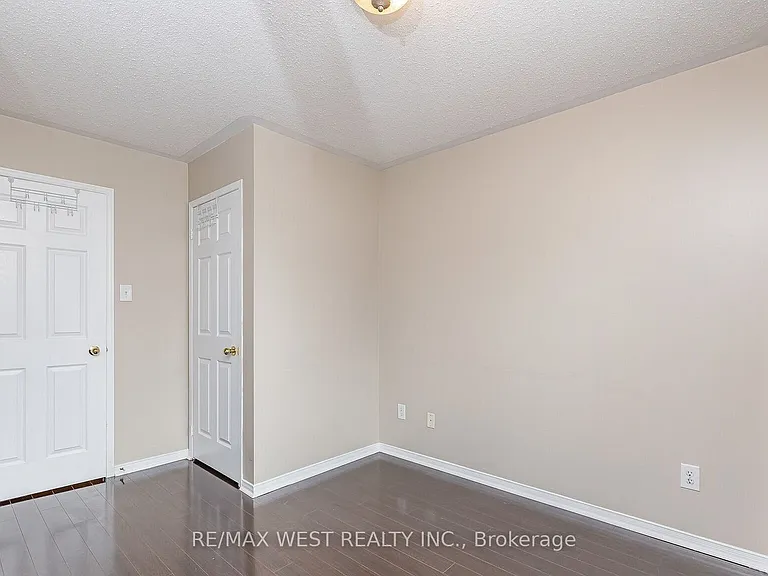 4975 Southampton Dr #218 — Photo 20