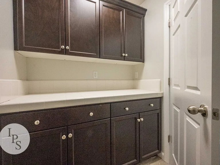 3611 Lansing Ave — Photo 21