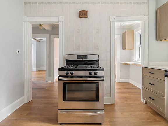 4th image of 36 Thingvalla Ave #2