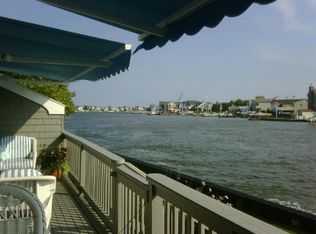 11 Bay Point Harbour, Point Pleasant Beach, NJ 08742