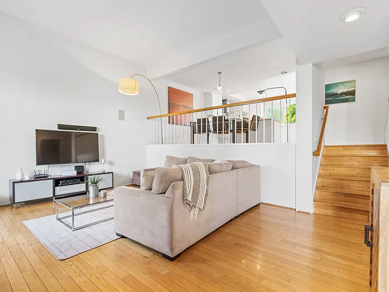 4725 S La Villa Marina #B — Photo 2