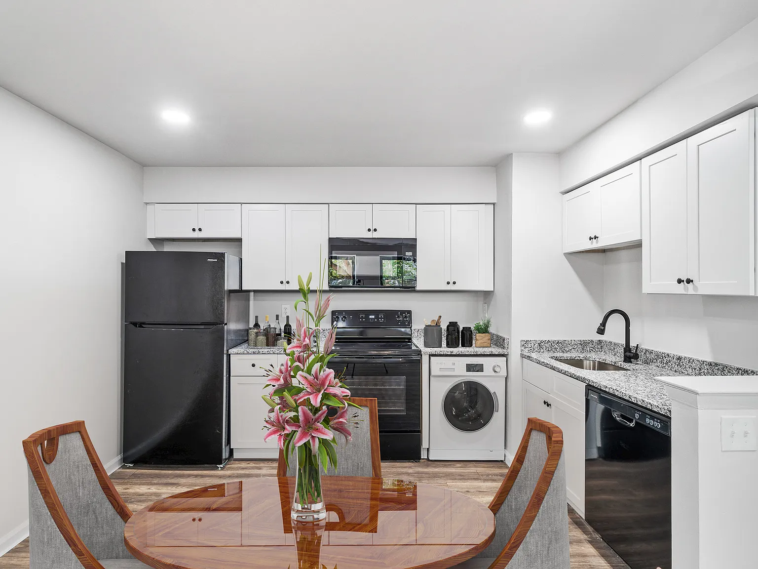 Cottage Garden Apartments — Photo 4