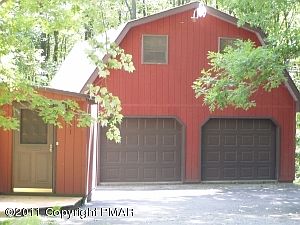 3rd image of 4471 Greenwood Dr