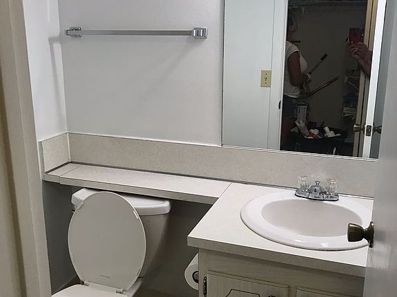5th image of 168 Westbury #168-J