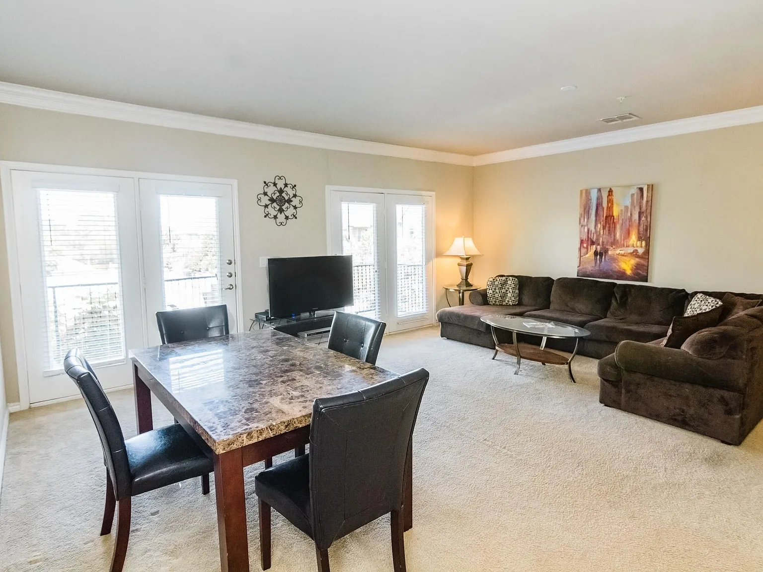2 bed, 2.0 bath, 1149 sqft, $2,300 — Photo 2