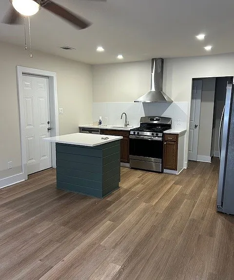 1818 Iris St #A — Photo 2