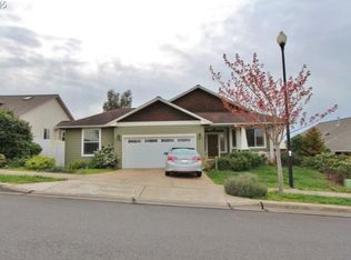 1960 Cleveland St, North Bend, OR 97459