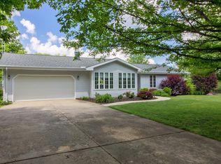 14867 E County Road 600n, Charleston, IL 61920
