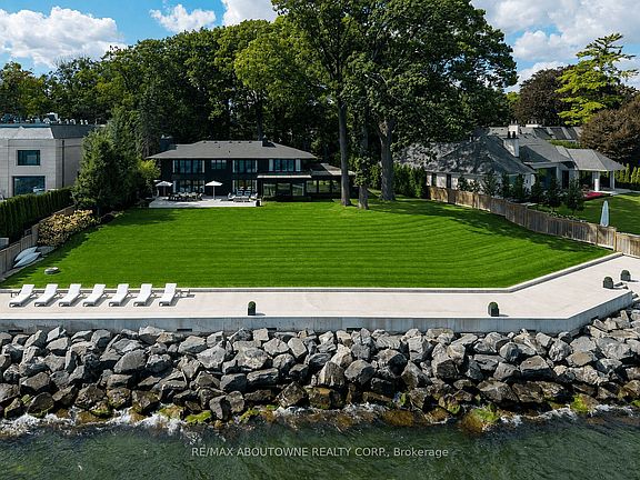 2nd image of 3 Ennisclare Dr E