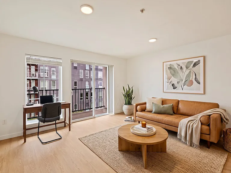 Counterbalance Apartments — Photo 31