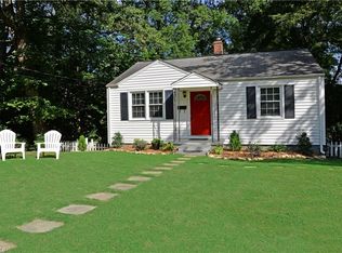 1014 Idlewood Dr, Greensboro, NC 27408