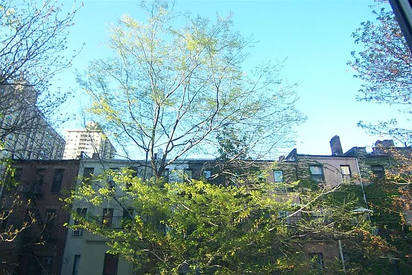 Rented by Susan Finkel, LREB | media 37