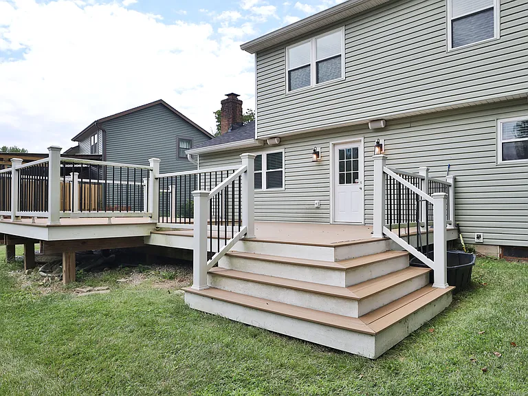 293 Sumption Dr — Photo 34