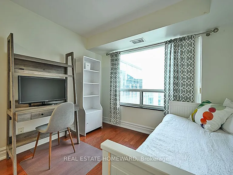 155 Beecroft Rd #2711 — Photo 35